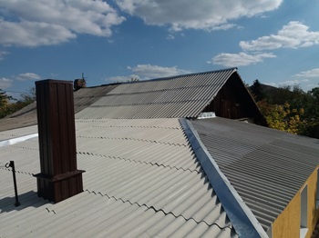 шифер на крыше дома в Скадовске